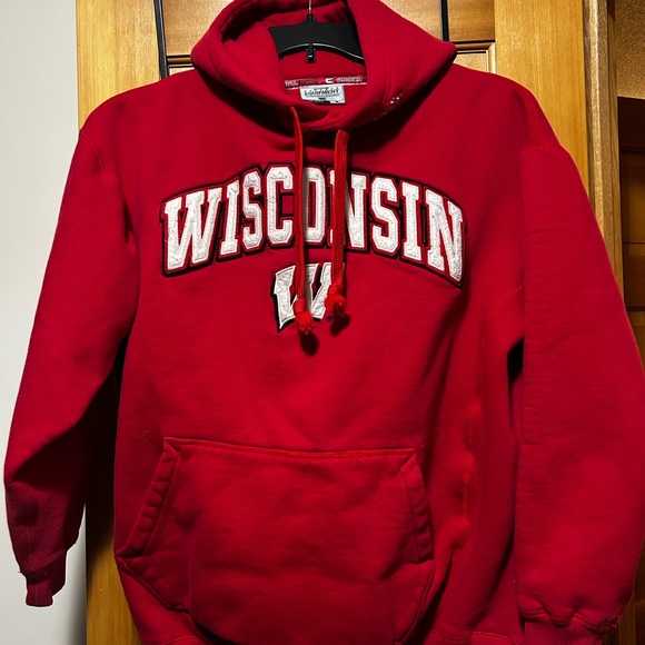 Wisconsin Badgers Hooded Sweatshirt - Picture 1 of 6